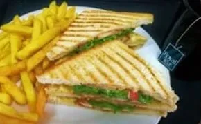 Vegetarian Sandwich With Cheese