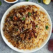 Chicken Hyderabadi Dum Biryani 